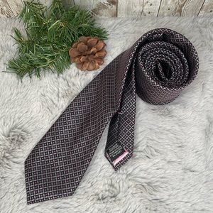 Tie, Breast Cancer Awareness